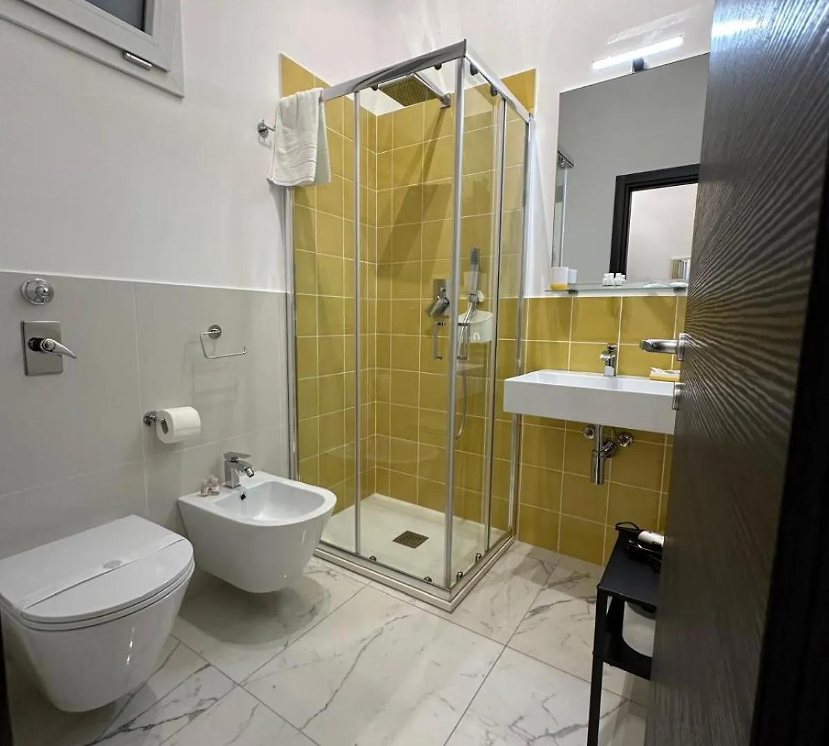 Hotel A Casa Ru Nonno Tonino Valderice 0*,  Italia